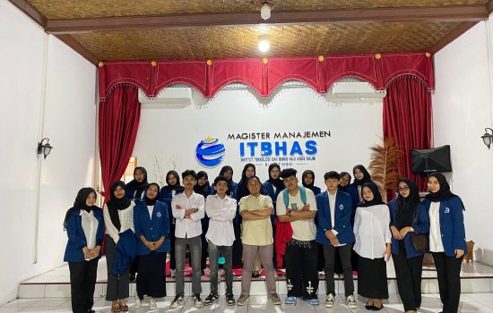 Berita Untuk UAS Pak D Berita Untuk UAS Pak D